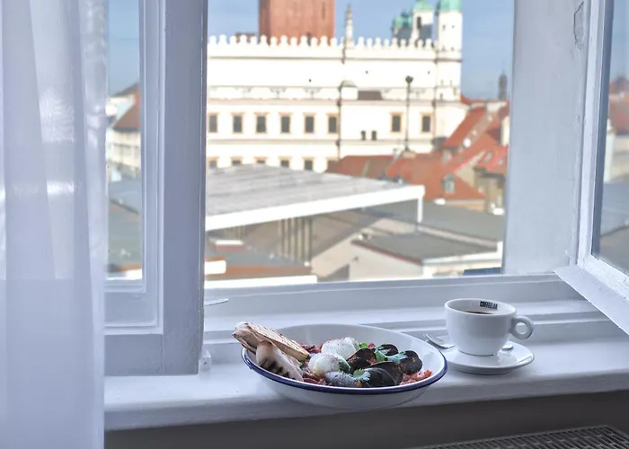 Oysters & Bubbles Gastro Rynek Square 波兹南