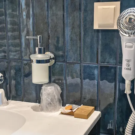 Oysters & Bubbles Gastro Rynek Square