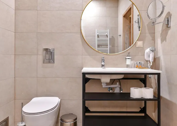 Oysters & Bubbles Gastro Rynek Square